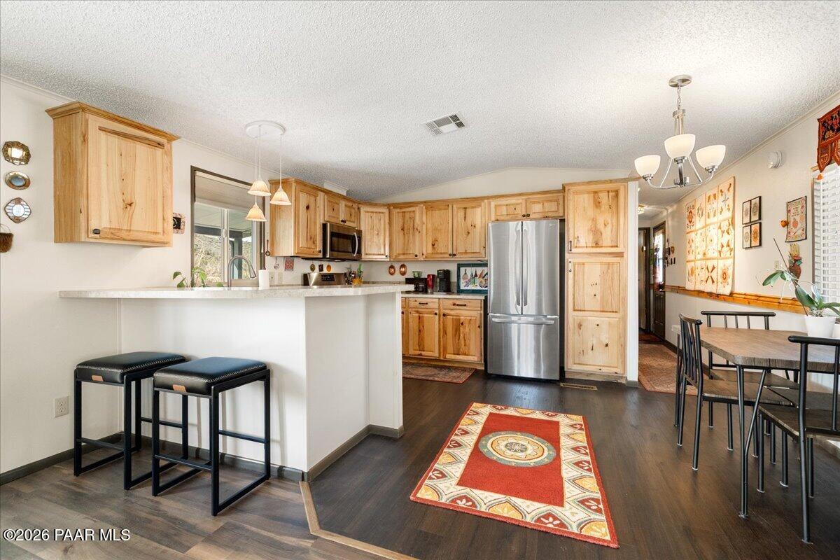 2099 Hillside Loop Road Prescott, AZ 86301 - Photo 7 of 26 07-Kitchen