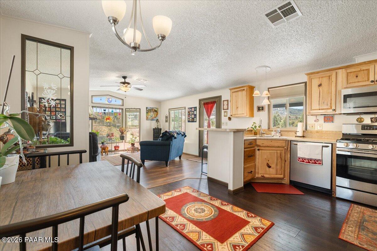 2099 Hillside Loop Road Prescott, AZ 86301 - Photo 8 of 26 08-Kitchen