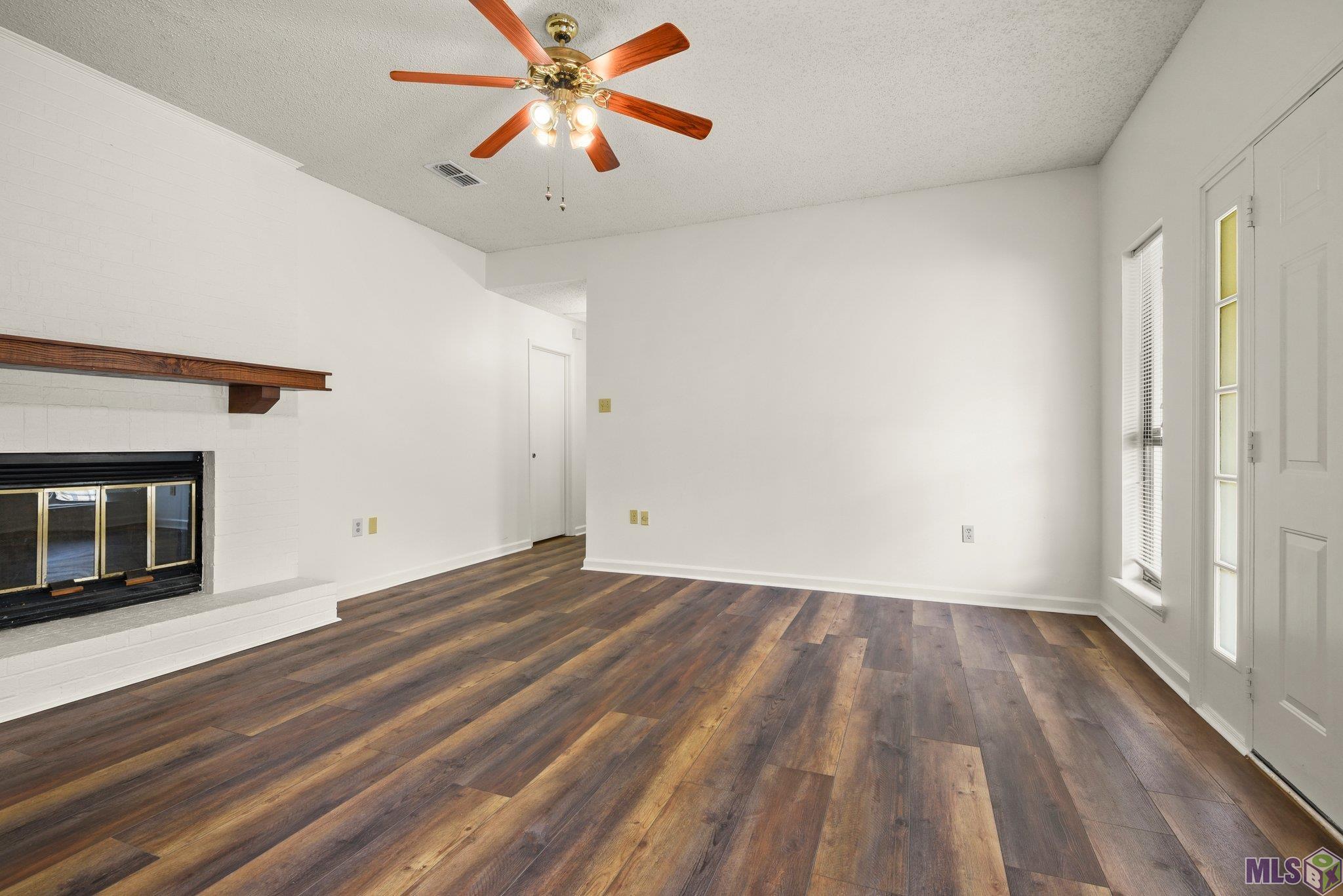 11344 Bainbridge Avenue Baton Rouge, LA 70817 - Photo 2 of 17 Gallery Image 2