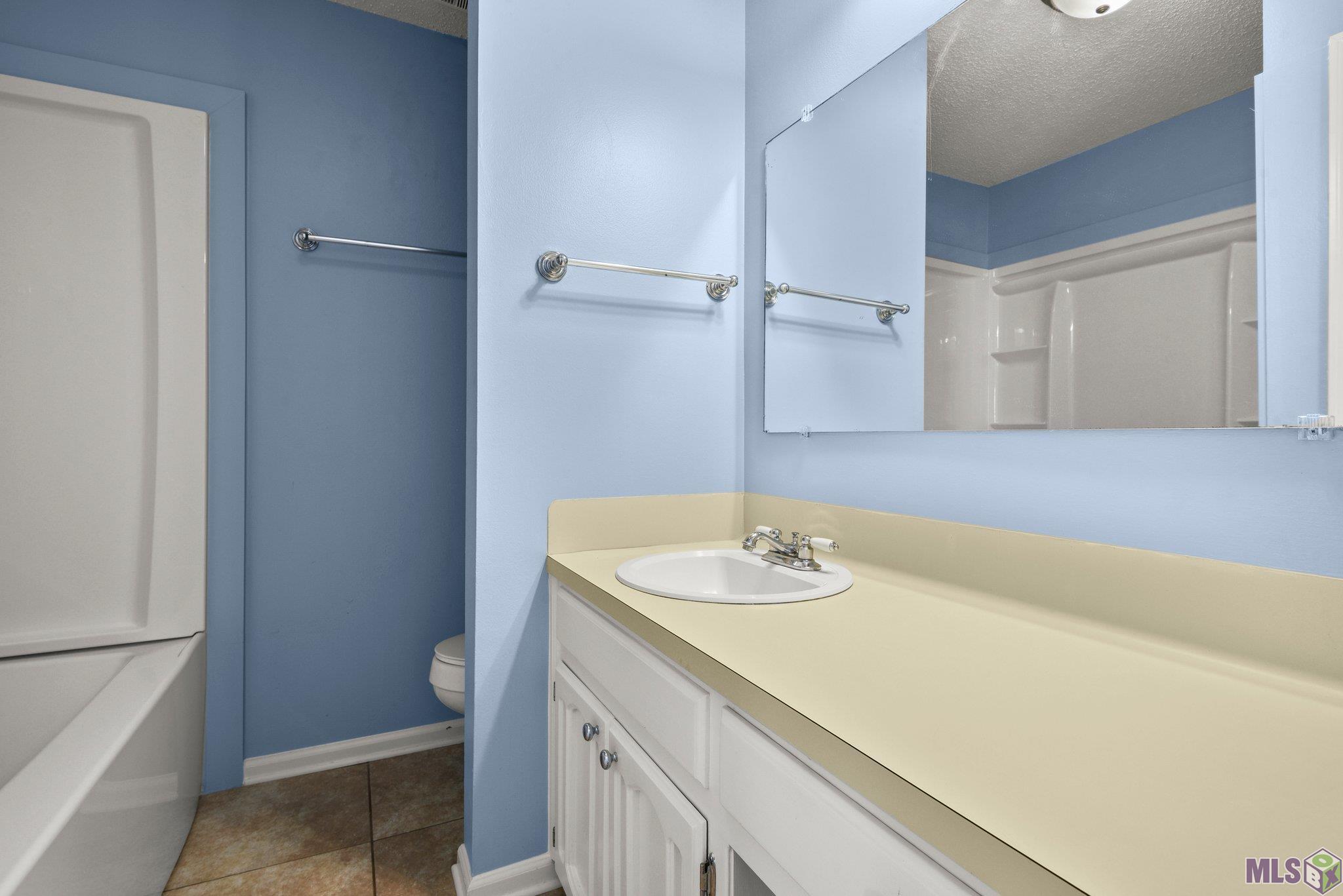 11344 Bainbridge Avenue Baton Rouge, LA 70817 - Photo 4 of 17 Gallery Image 4