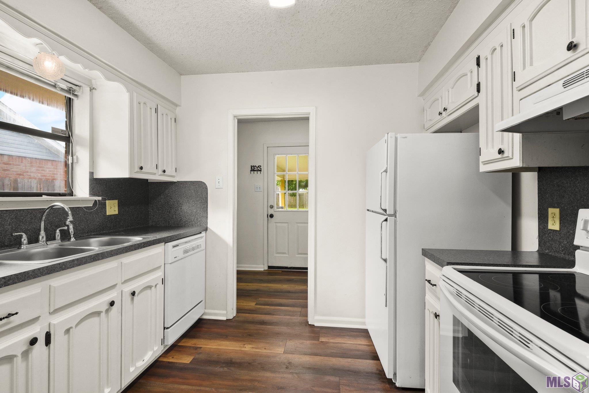 11344 Bainbridge Avenue Baton Rouge, LA 70817 - Photo 10 of 17 Gallery Image 10