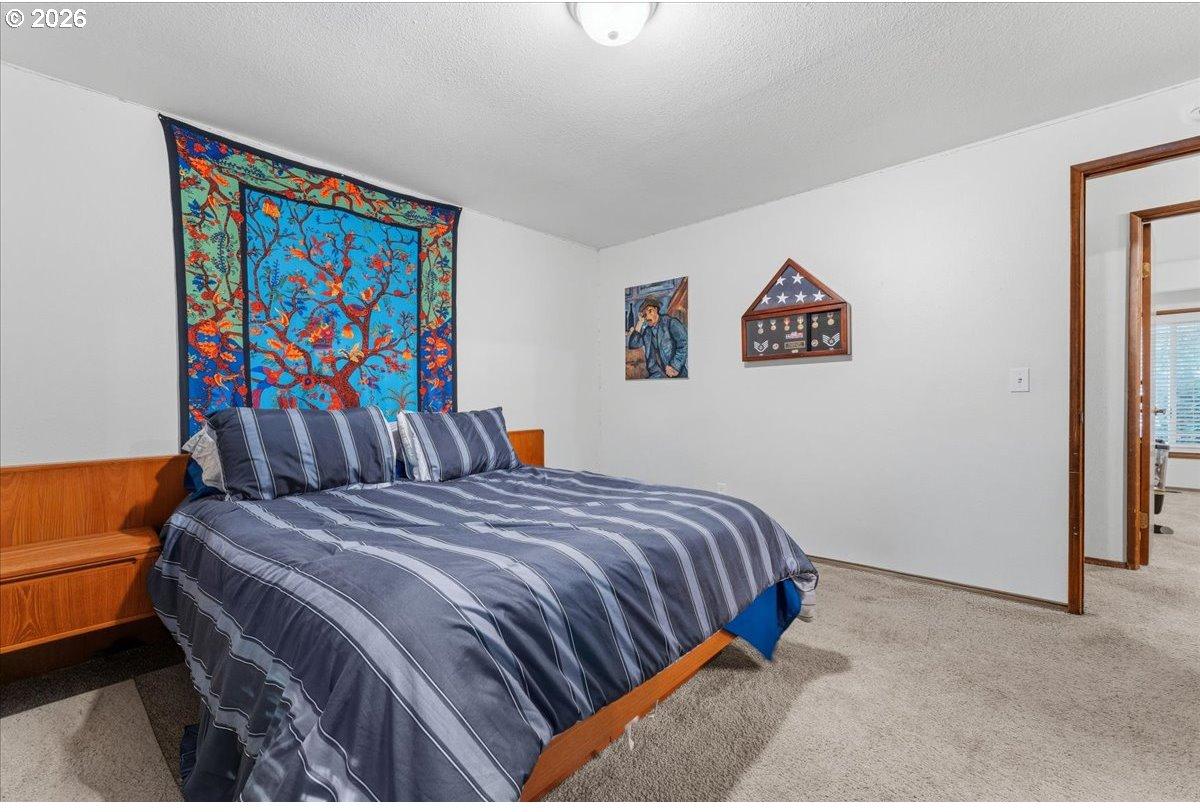 18040 Southwest Salix Ridge Beaverton, OR 97006 - Photo 17 of 29 Gallery Image 17