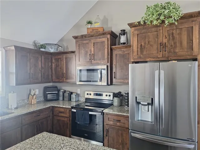 $324,900 | 101 Lisa Avenue, Lathrop, MO 64465