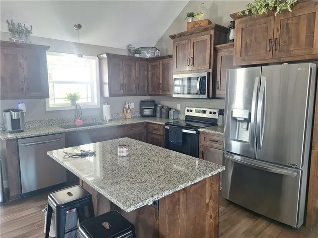 $324,900 | 101 Lisa Avenue, Lathrop, MO 64465