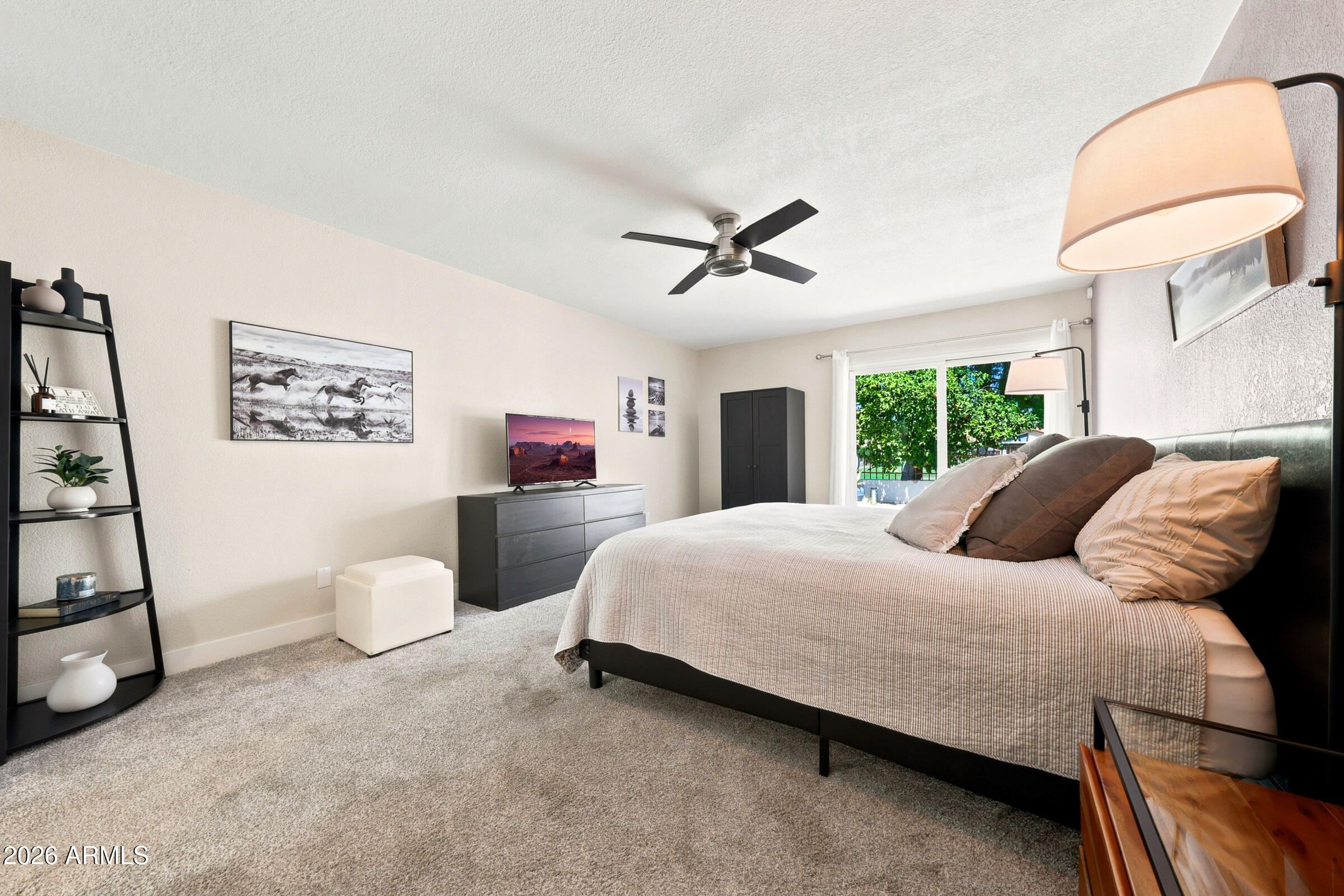 11629 North 40th Way Phoenix, AZ 85028 - Photo 8 of 34 11629 N 40th Way