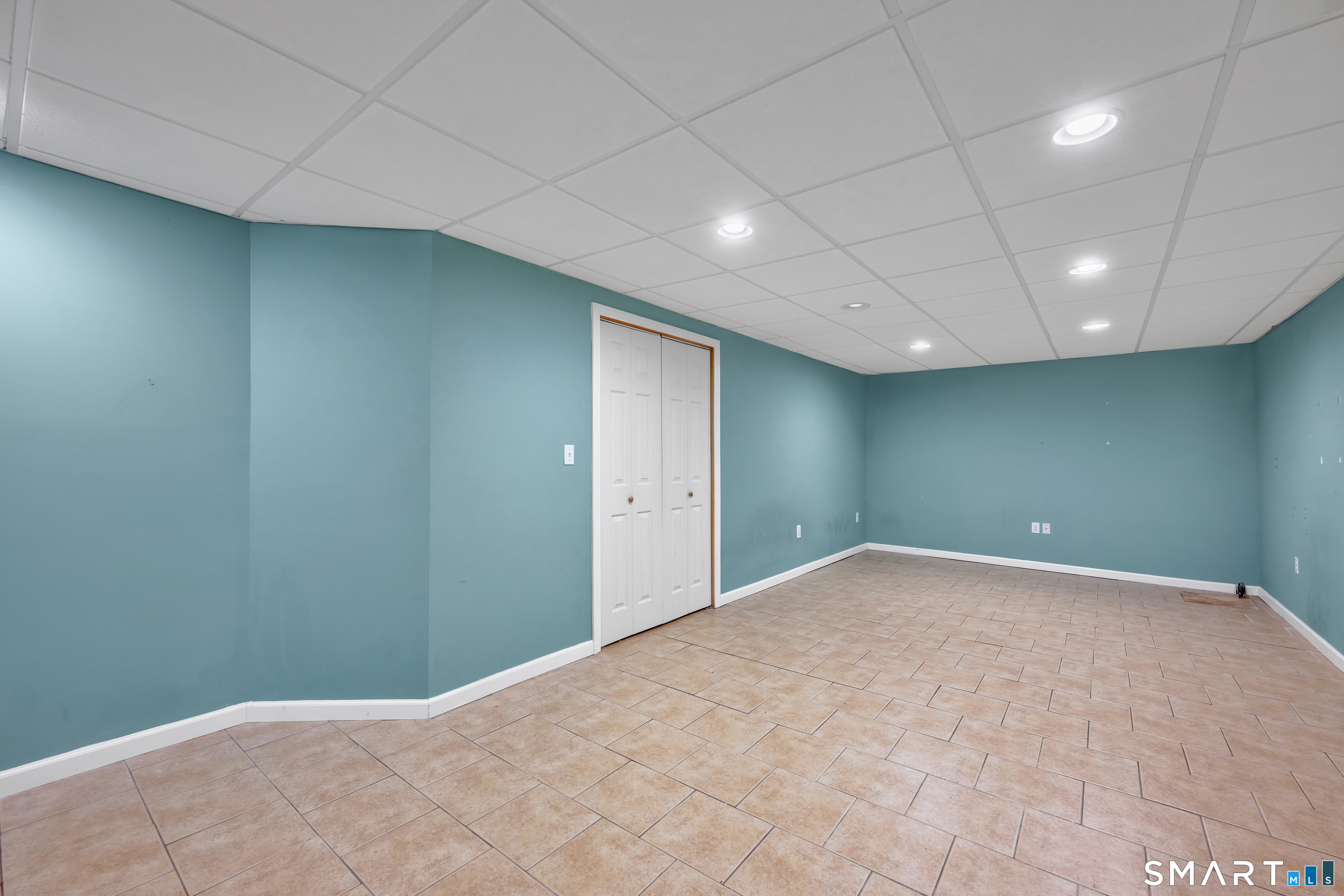 185 Spring Street, Unit 185 Wethersfield, CT 06109 - Photo 25 of 36