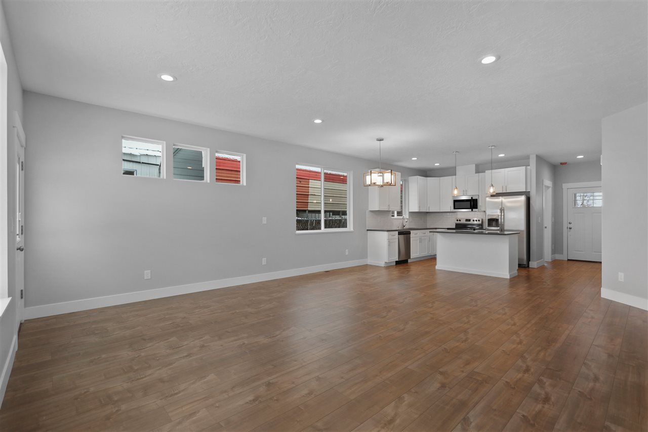 115 North Herald Road Spokane Valley, WA 99206 - Photo 3 of 20