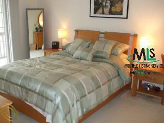 16978 Farmington Road Livonia, MI 48154 - Photo 5 of 7 935383-4.JPG