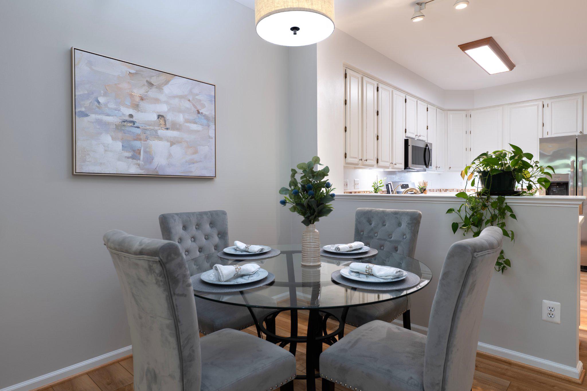 1211 Woodbrook Court Reston, VA 20194 - Photo 19 of 21 Charming breakfast area.