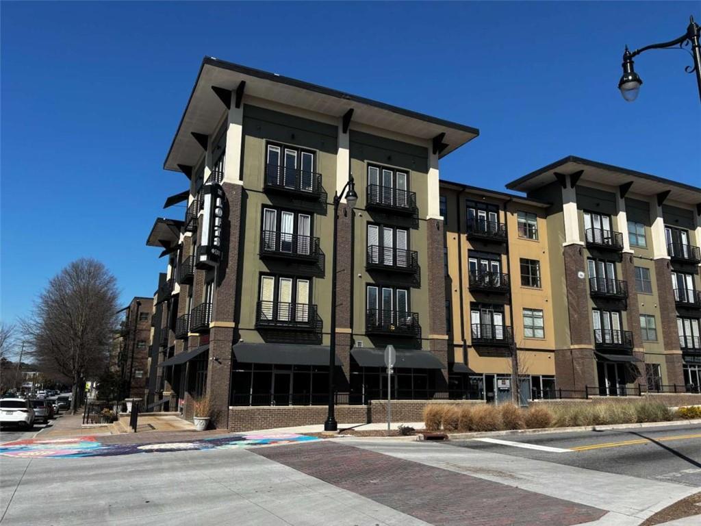 5300 Peachtree Road, Unit 604 Chamblee, GA 30341 - Photo 1 of 29