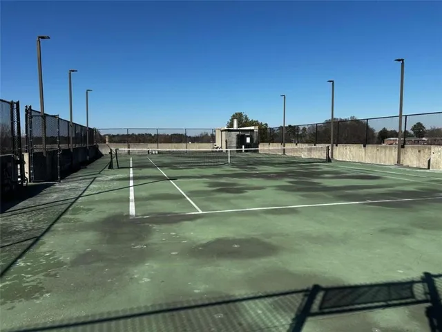 $1,985 | 5300 Peachtree Road, Unit 604, Chamblee, GA 30341