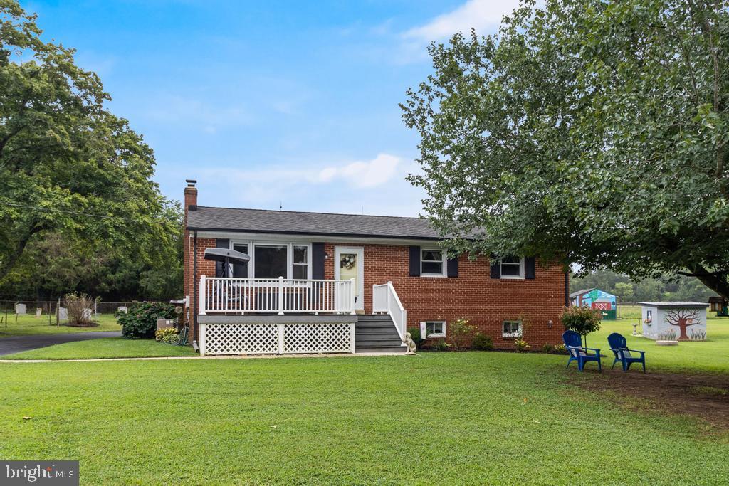 16201 St Phillips Road Aquasco, MD 20608 - Photo 5 of 69 Welcome home