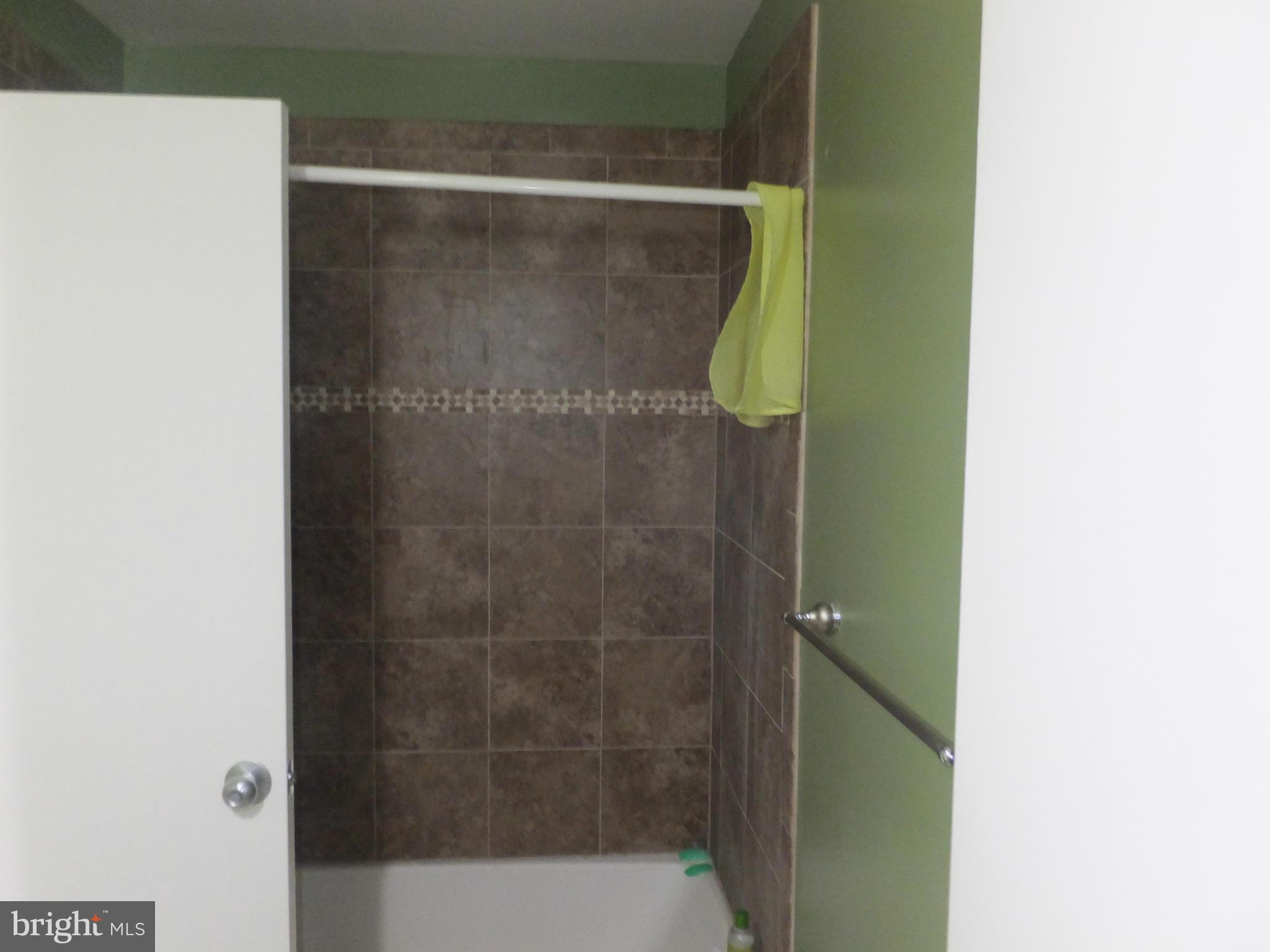 8002 Valley Manor Road, Unit 1A Owings Mills, MD 21117 - Photo 8 of 12 Bath