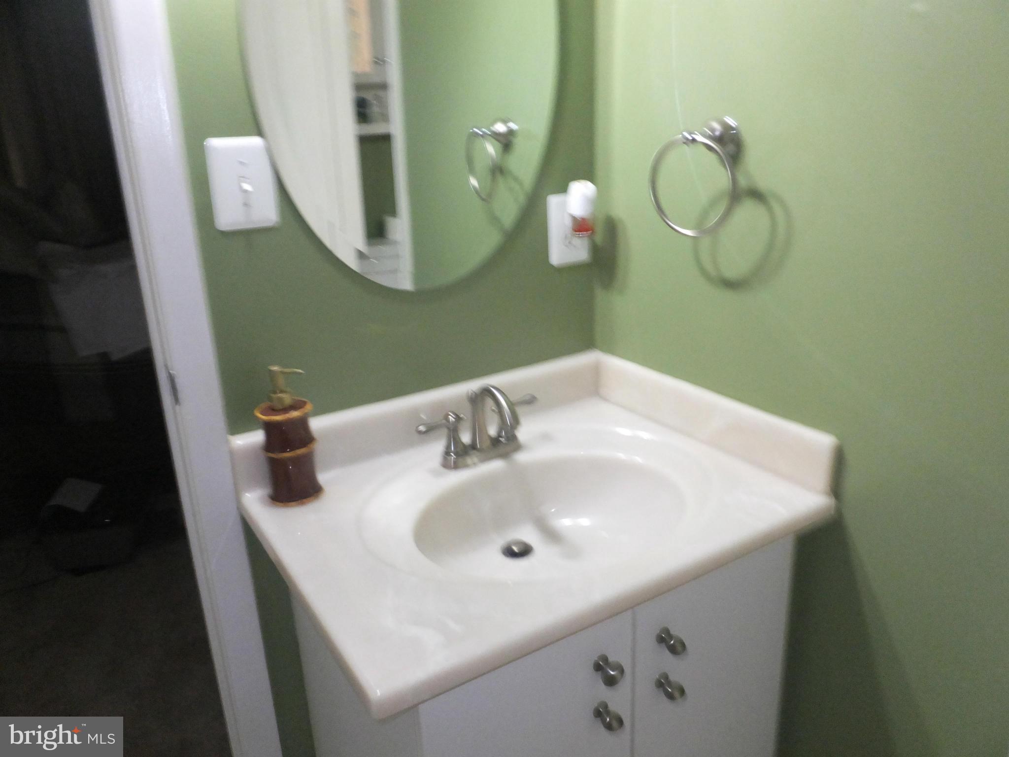 8002 Valley Manor Road, Unit 1A Owings Mills, MD 21117 - Photo 9 of 12 Bath