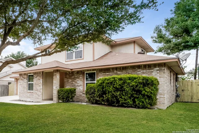 $1,570 | 5311 Peppermint Lane, Kirby, TX 78219