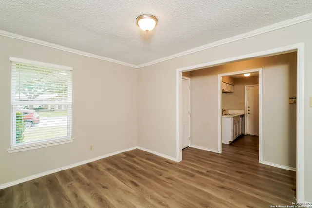 $1,570 | 5311 Peppermint Lane, Kirby, TX 78219