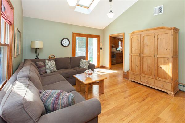 43 Teele Road Bolton, MA 01740 - Photo 9 of 30