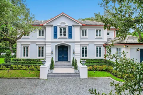 $10,500,000 | 5400 Banyan Trail, Coral Gables, FL 33156