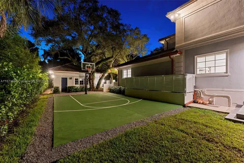 $10,500,000 | 5400 Banyan Trail, Coral Gables, FL 33156