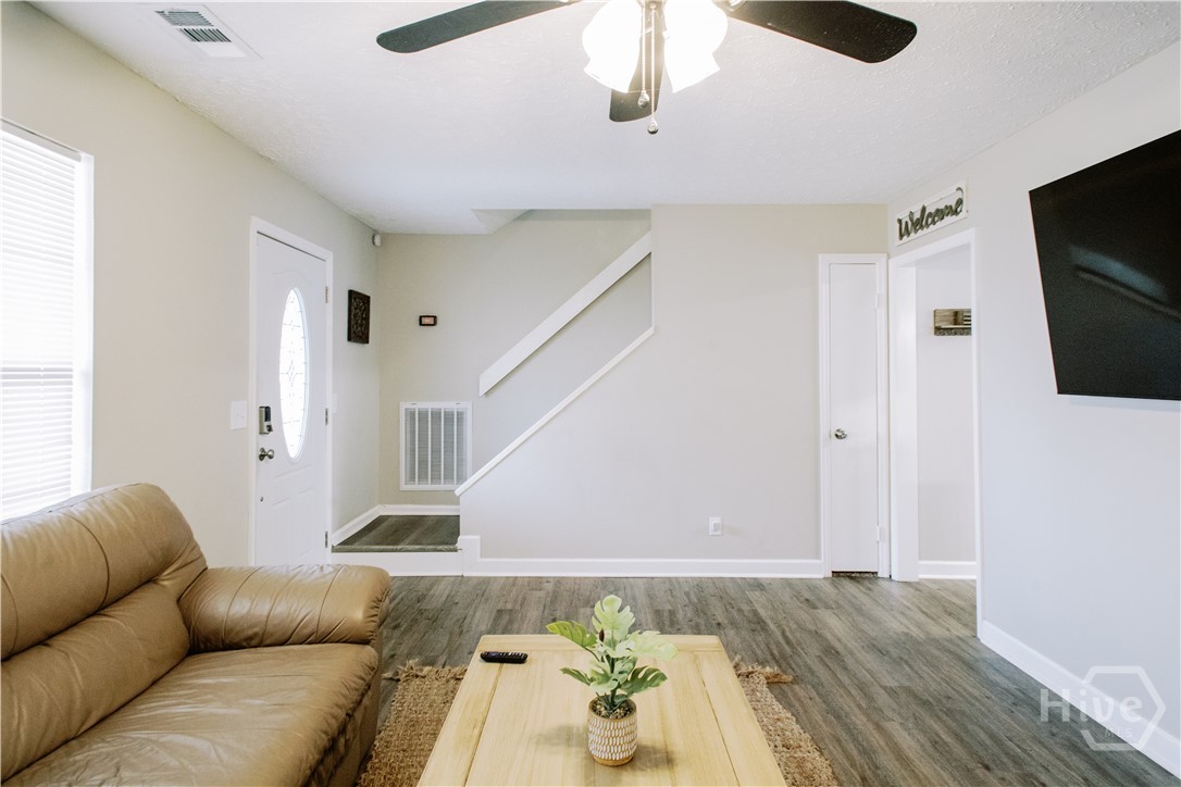306 Redan Drive Savannah, GA 31410 - Photo 8 of 24