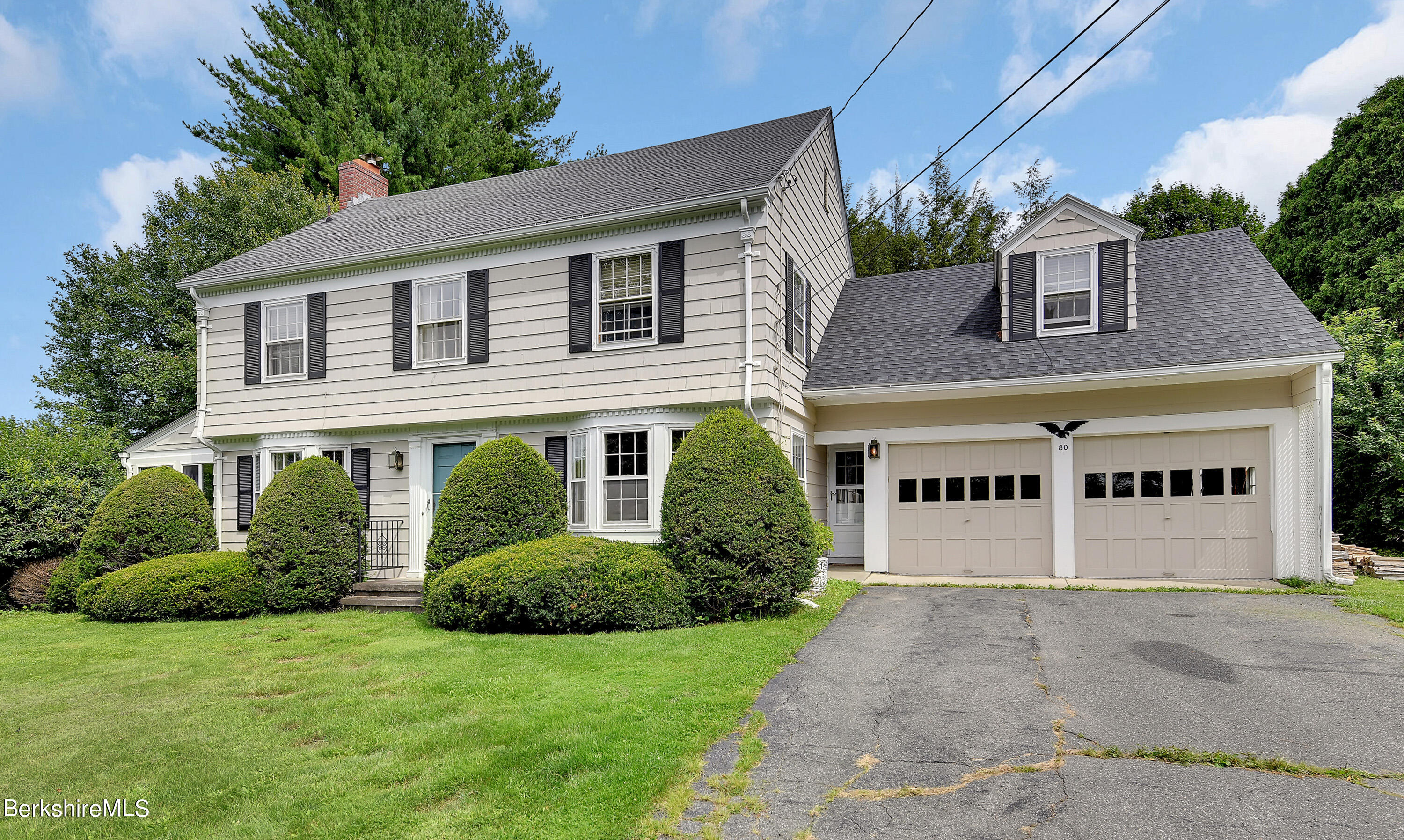 80 Roberta Road Pittsfield, MA 01201 - Photo 3 of 42 Exterior Front View