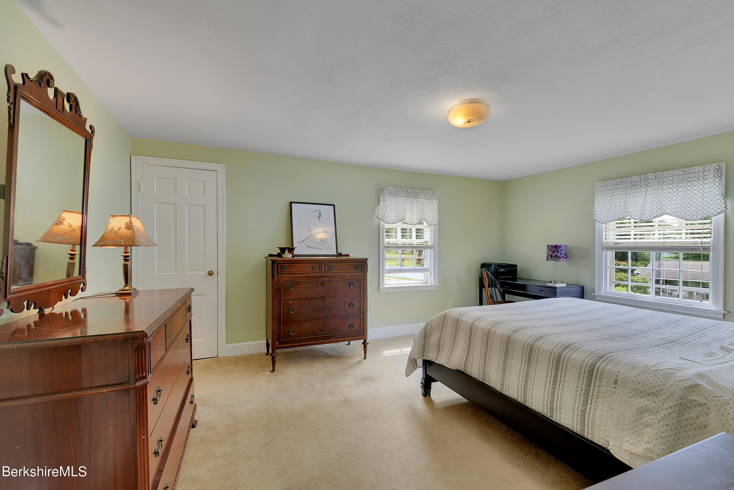80 Roberta Road Pittsfield, MA 01201 - Photo 24 of 42 Bedroom 2