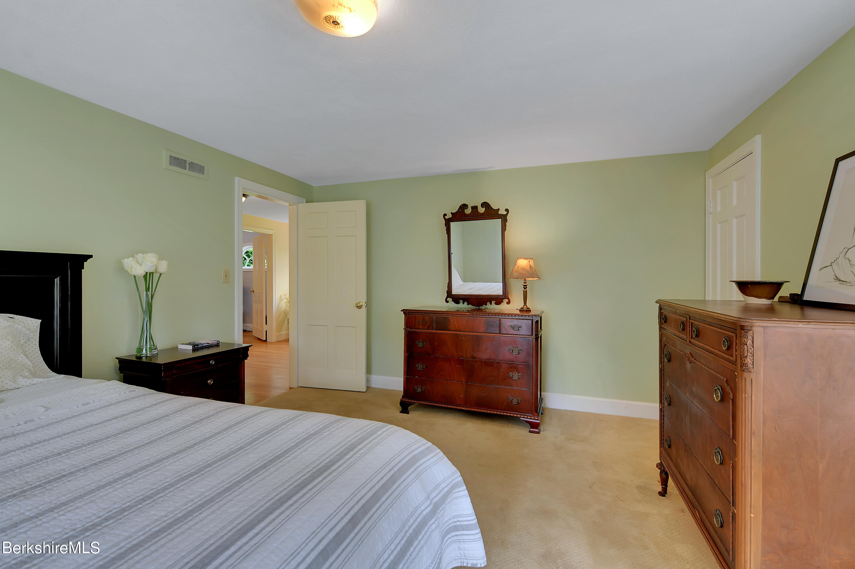 80 Roberta Road Pittsfield, MA 01201 - Photo 25 of 42 Bedroom 2