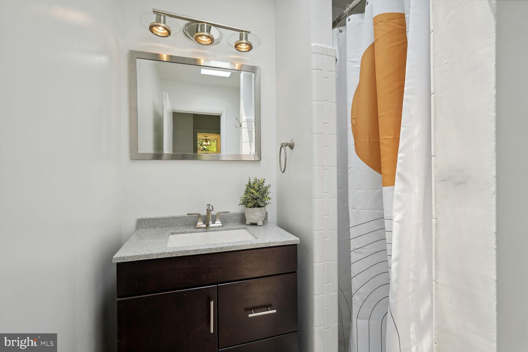 7421 Range Road Alexandria, VA 22306 - Photo 20 of 25