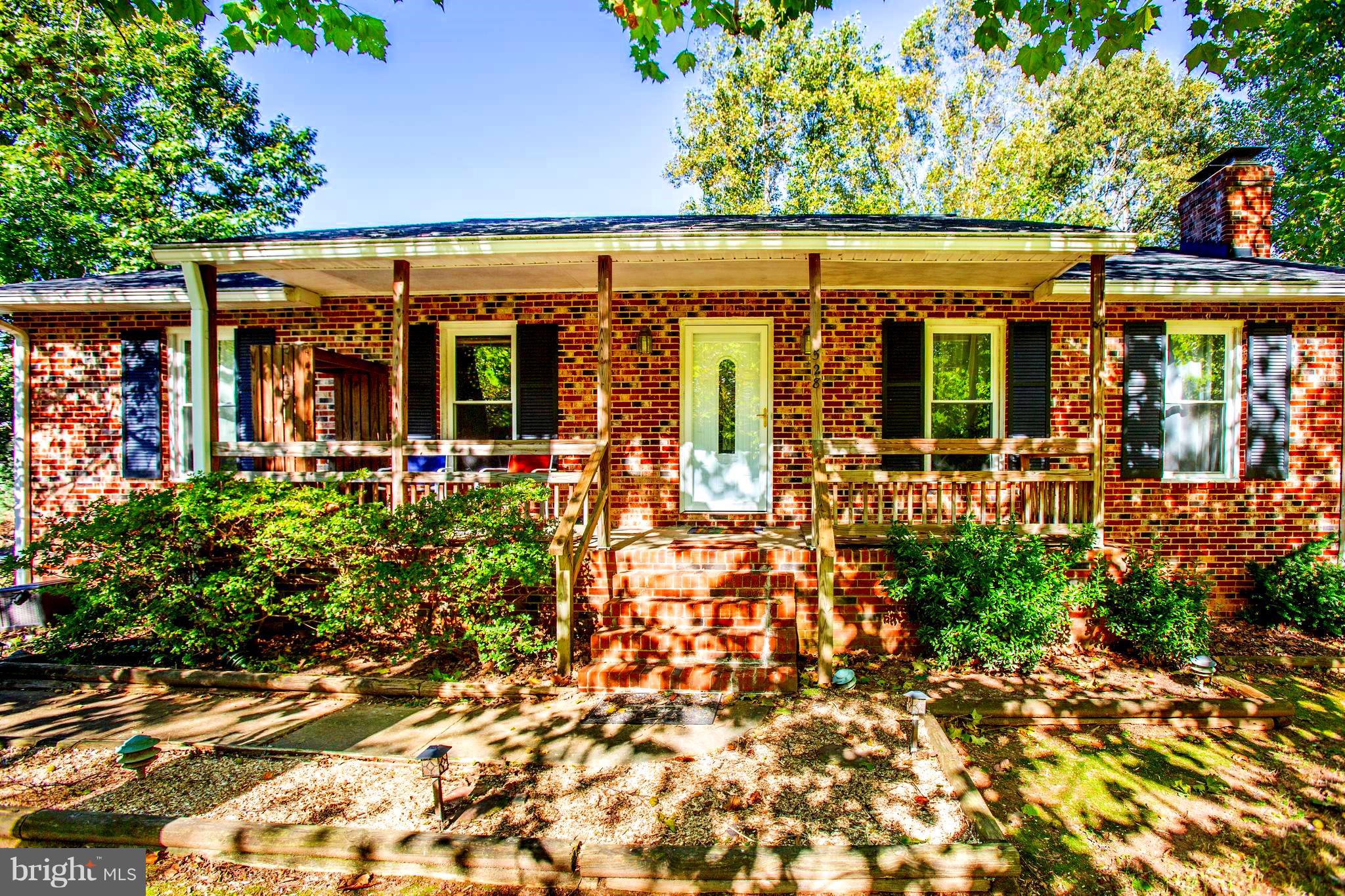 528 Cropp Road Fredericksburg, VA 22406 - Photo 1 of 20 Exterior (Front)