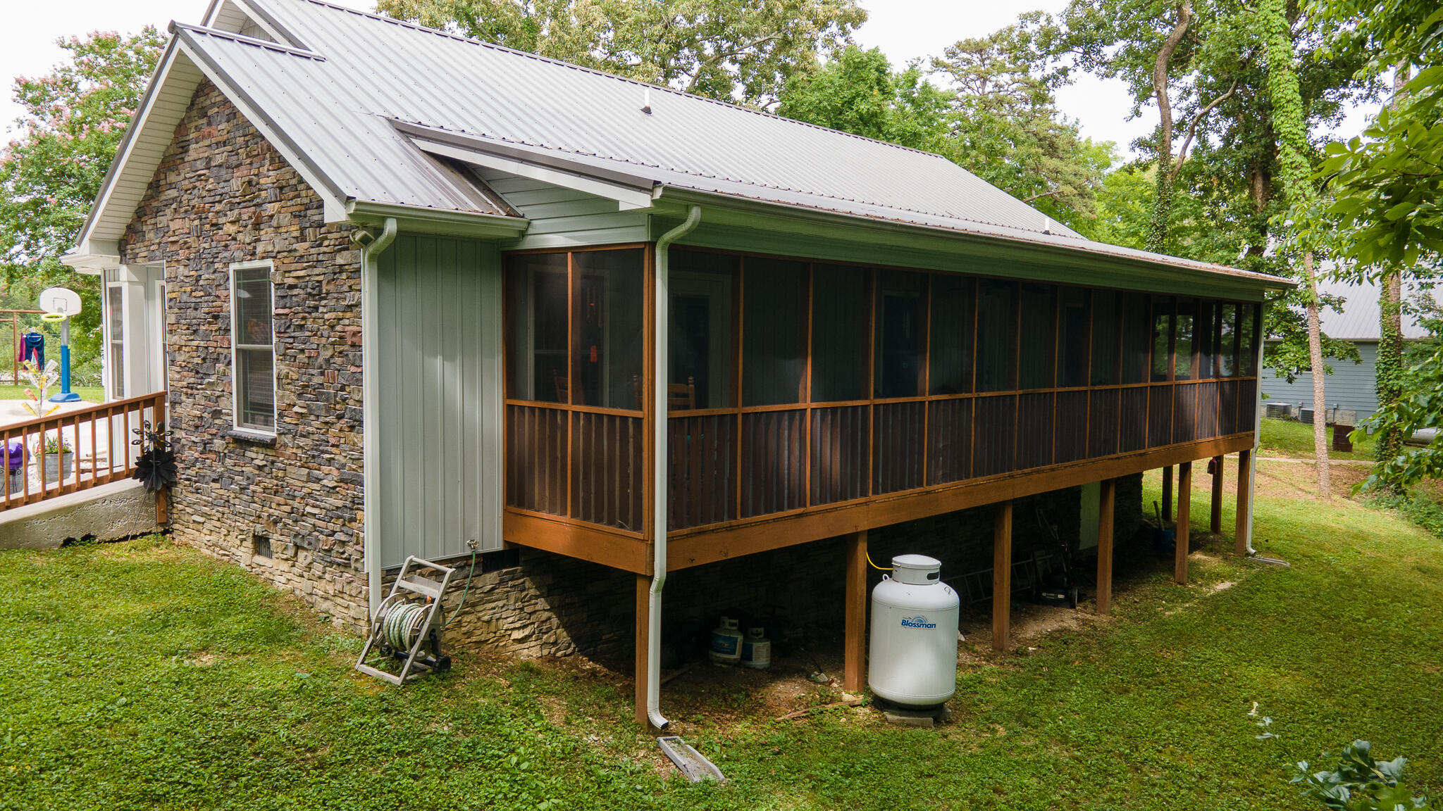 99 Ridgecrest Circle Rossville, GA 30741 - Photo 7 of 22 DJI_0113