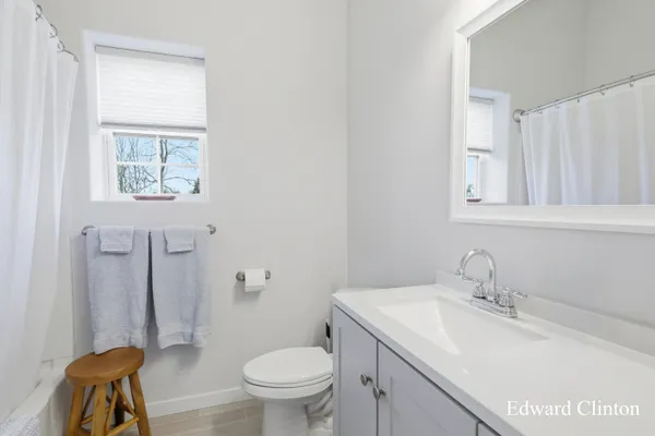 $575,000 | 8620 Burlingame Avenue Southwest, Byron Center, MI 49315