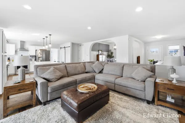 $575,000 | 8620 Burlingame Avenue Southwest, Byron Center, MI 49315