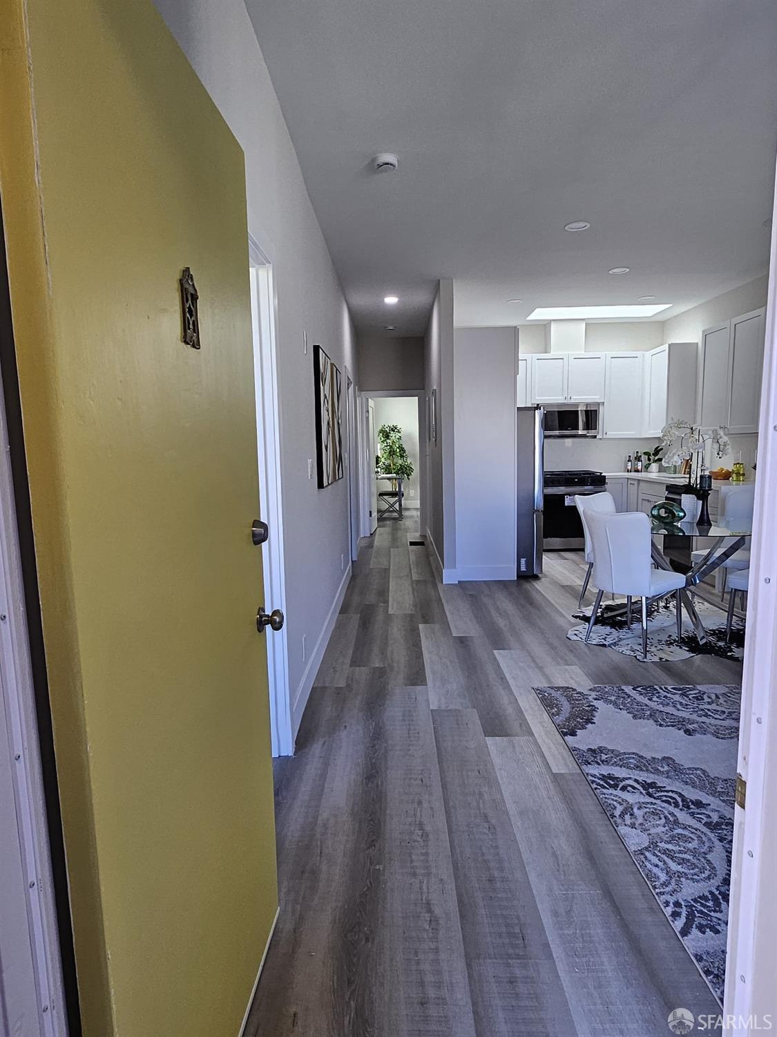 37 Ruth Street San Francisco, CA 94112 - Photo 3 of 26