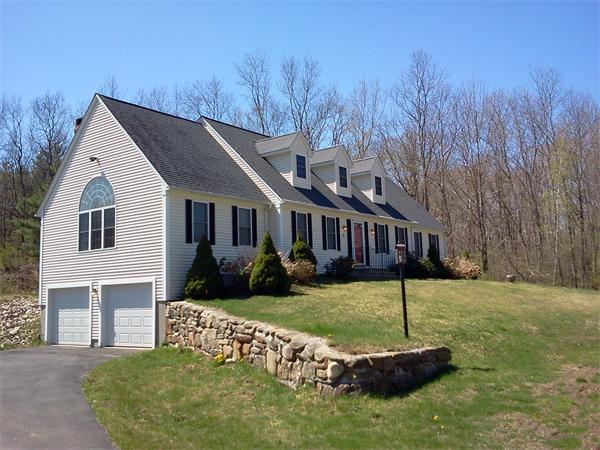 23 Hutchinson Road Sutton, MA 01590 - Photo 1 of 17