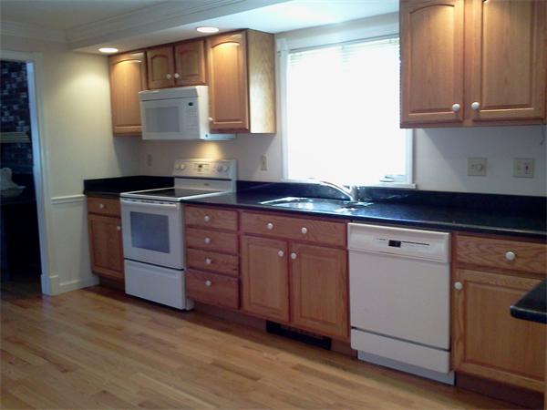 23 Hutchinson Road Sutton, MA 01590 - Photo 8 of 17