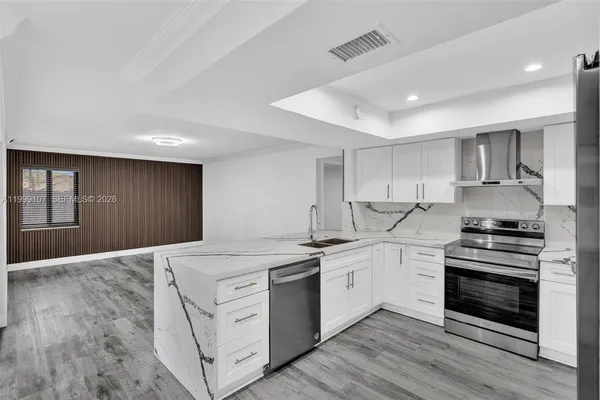 $4,800 | 17532 Northwest 61st Court North, Hialeah, FL 33015