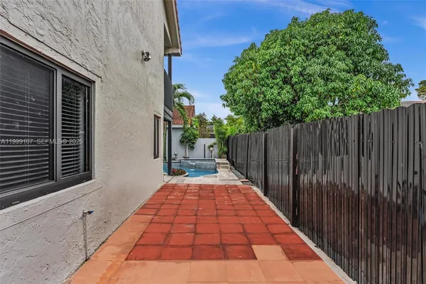 $4,800 | 17532 Northwest 61st Court North, Hialeah, FL 33015