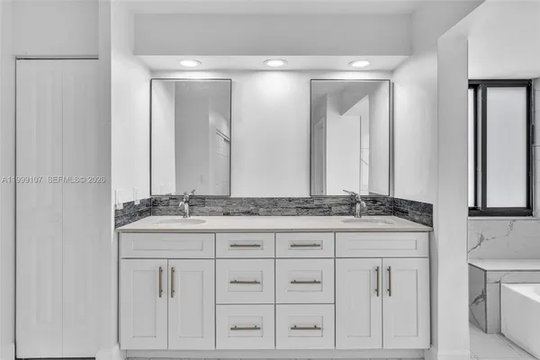 $4,800 | 17532 Northwest 61st Court North, Hialeah, FL 33015