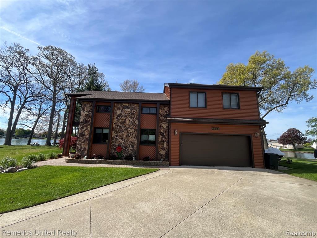 4533 Horseshoe Road Waterford, MI 48328 - Photo 9 of 31
