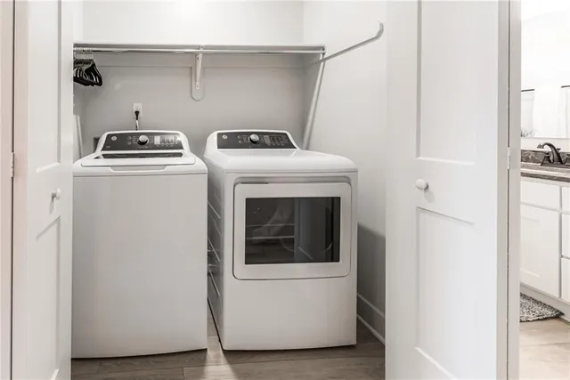 $438,000 | 22915 West 72nd Terrace, Shawnee, KS 66227