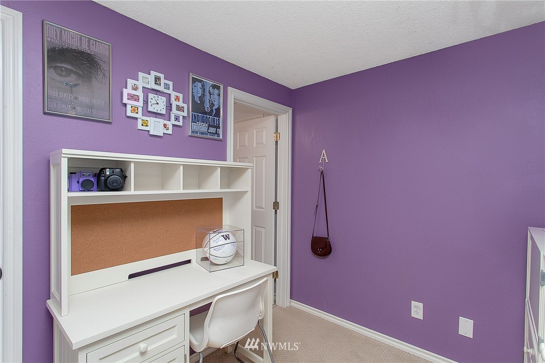 3323 198th Place Southeast Bothell, WA 98012 - Photo 12 of 22