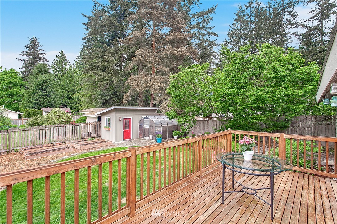 3323 198th Place Southeast Bothell, WA 98012 - Photo 7 of 22