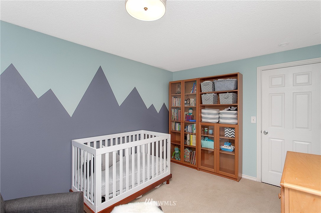 3323 198th Place Southeast Bothell, WA 98012 - Photo 10 of 22