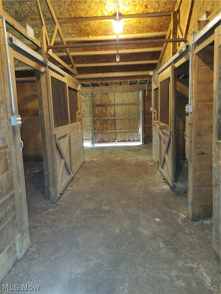 9154 Coon Club Road Medina, OH 44256 - Photo 24 of 35 Gallery Image 24