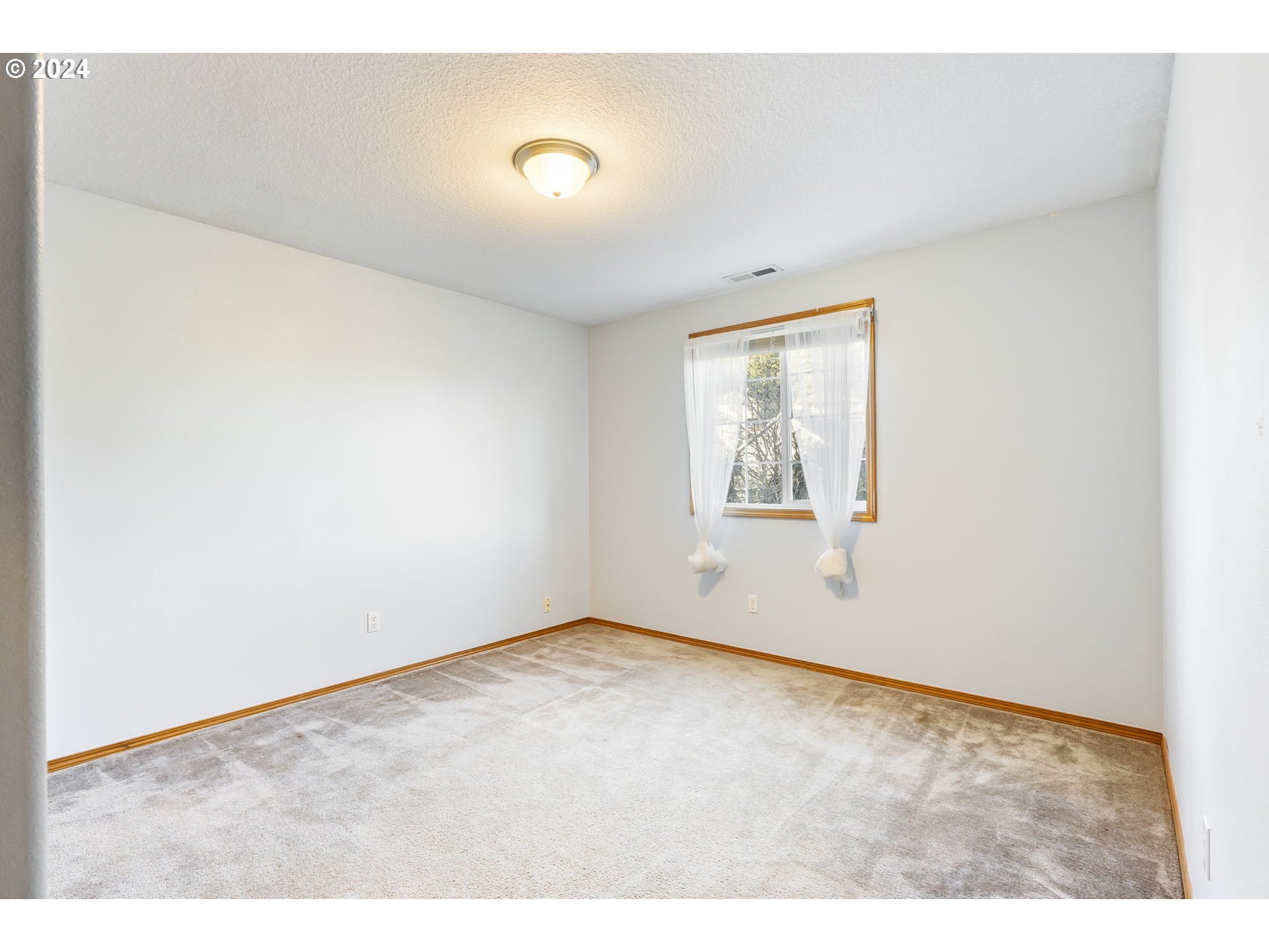 3372 Southwest 2nd Street Gresham, OR 97030 - Photo 19 of 27 Gallery Image 19