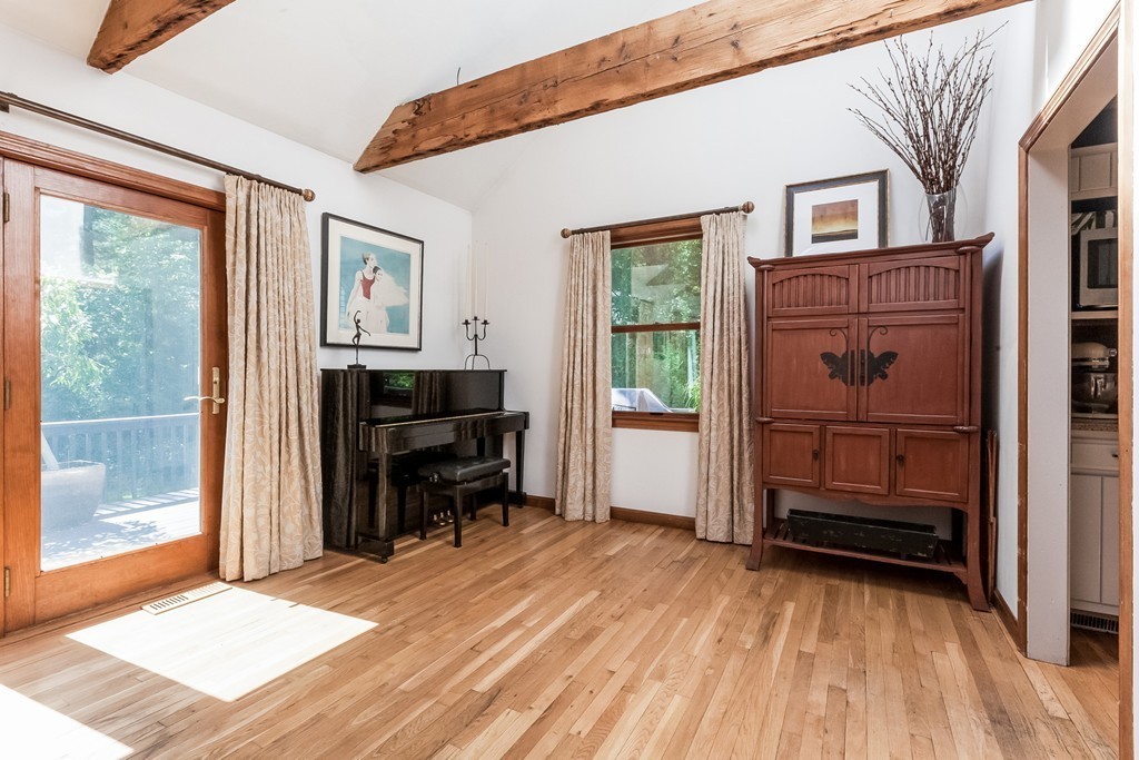 17 Bridle Path Canton, MA 02021 - Photo 6 of 30 Gallery Image 6