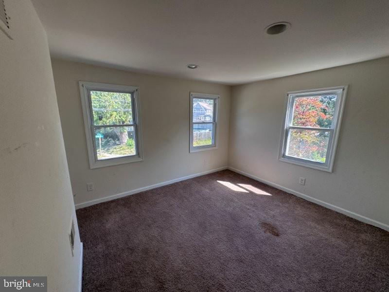 338 Springfield Road Aldan, PA 19018 - Photo 12 of 18 an empty room with windows