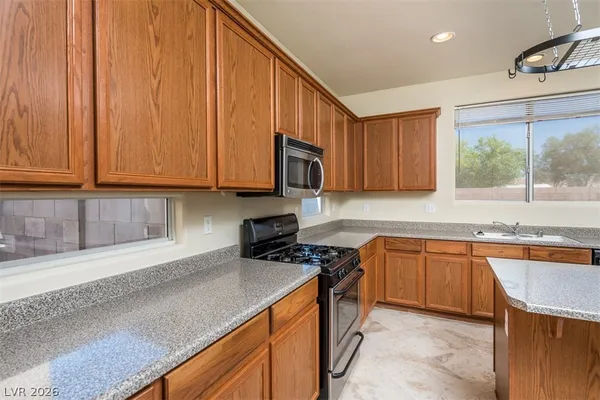 $2,499 | 5242 Spring Canyon Street, North Las Vegas, NV 89081