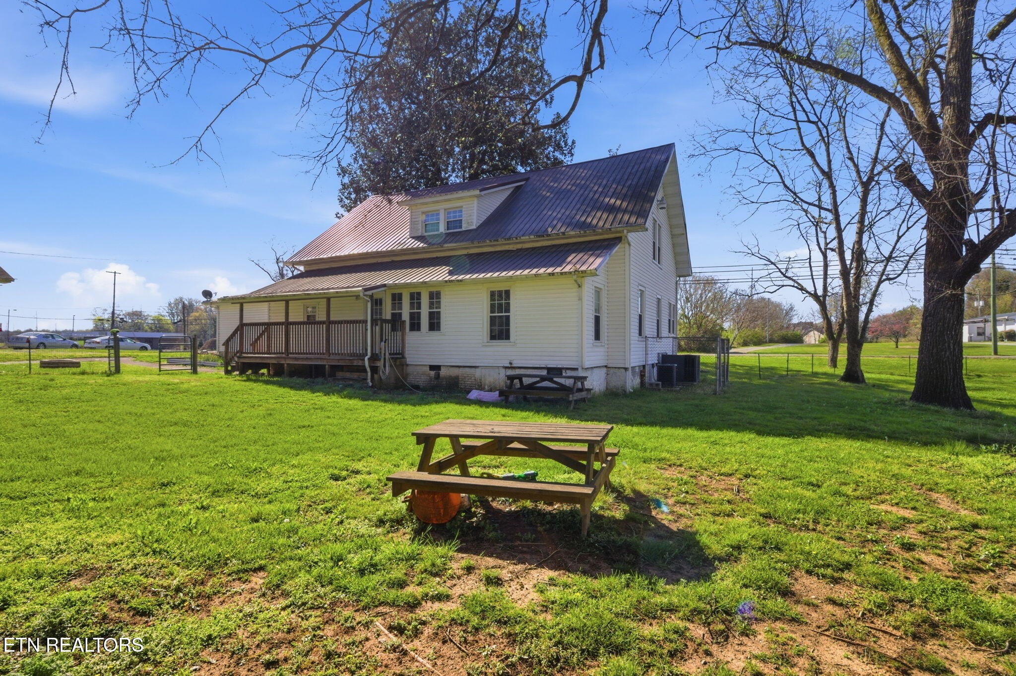 9427 Mascot Road Mascot, TN 37806 - Photo 33 of 37 Gallery Image 33
