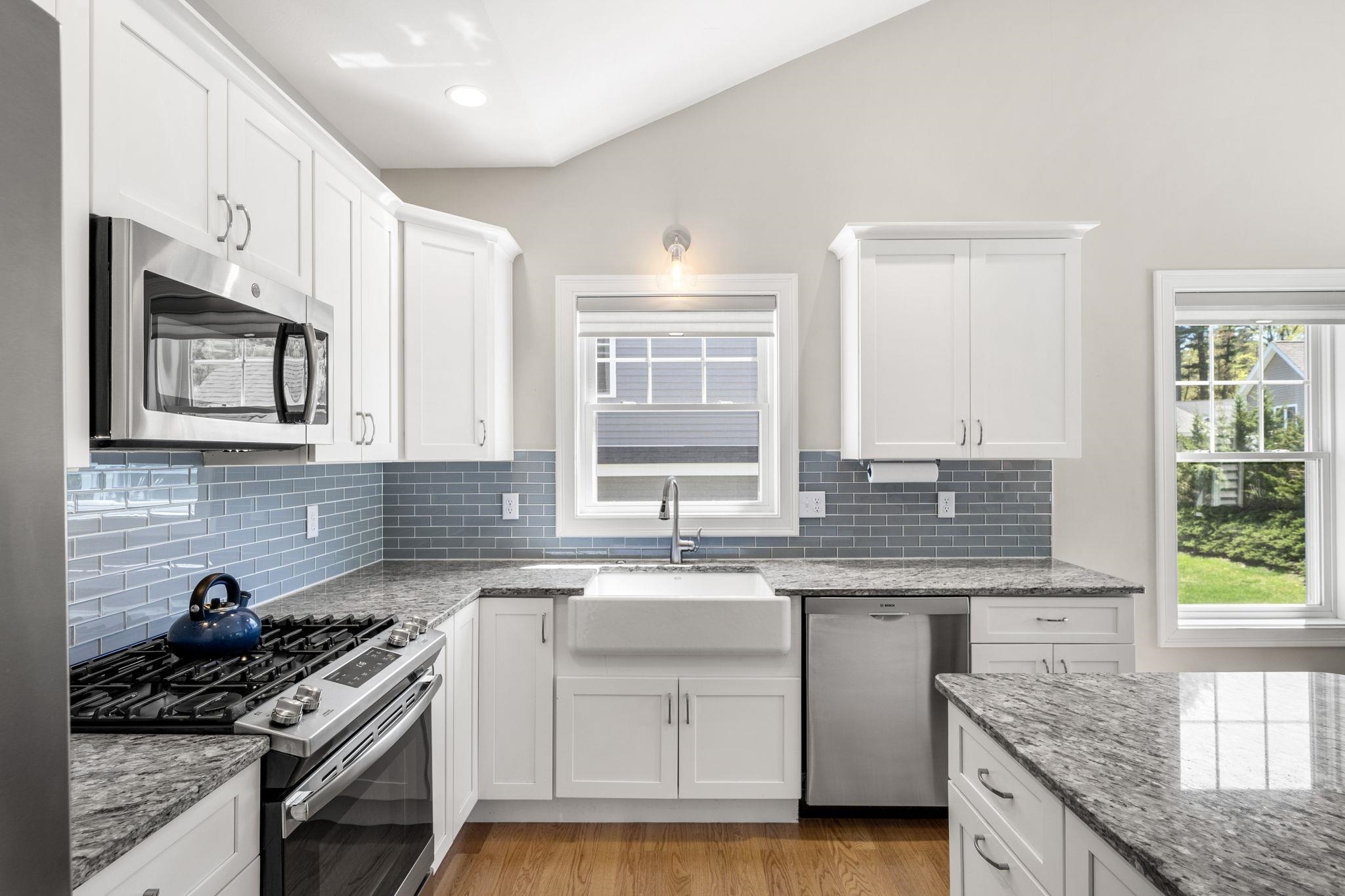7 Catalpa Road Salem, NH 03079 - Photo 11 of 36 Gallery Image 11
